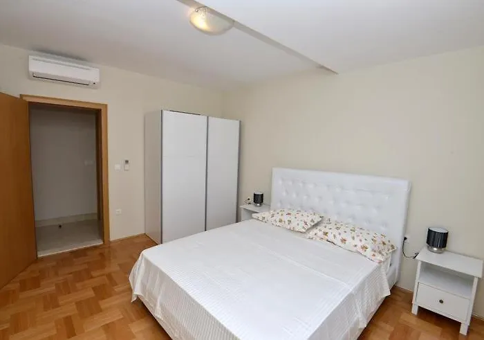 With A Parking Space - 11674 Apartament Dubrownik