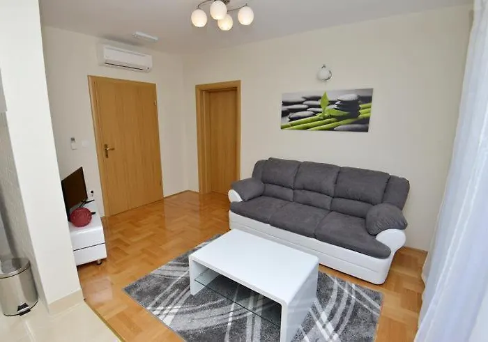 With A Parking Space - 11674 *