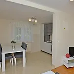 With A Parking Space - 11674 Apartmán